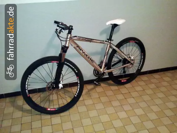 Crossfahrrad (Mountainbike), Apache Hawk "26"