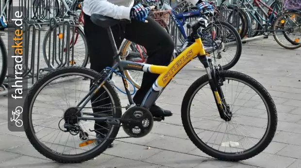Mountain bike (26") Stels Navigator