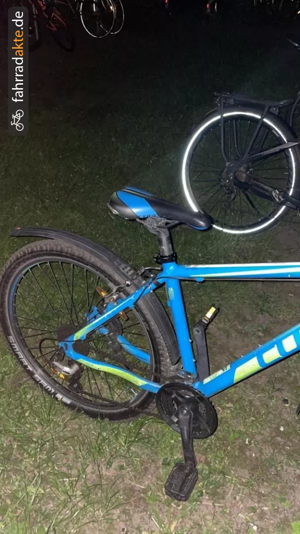MOUNTAINBIKE