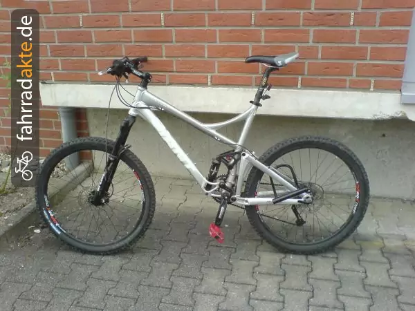 MTB Full-­Suspension