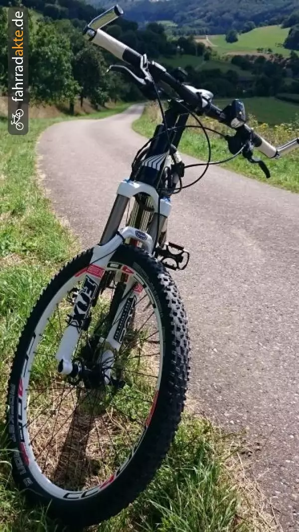 MTB-­Fully  (26")